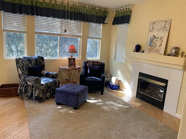 Building Photo - 3350 Via Verde Terrace