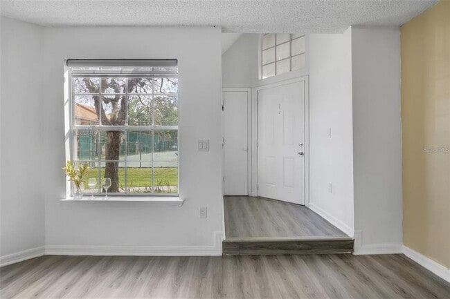Building Photo - 413 Fountainhead Cir
