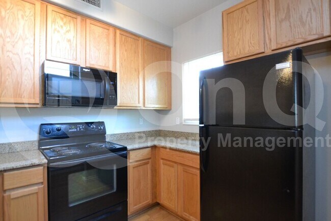 Foto del edificio - 4140 E Jasper Dr