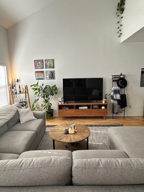 Photo - 3025 Umatilla St Apartment