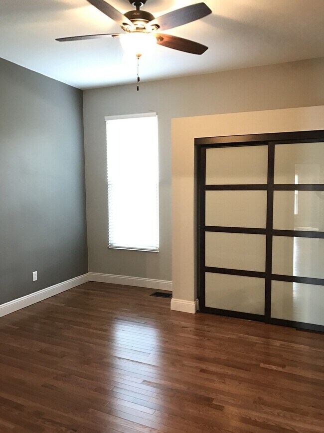 Foto del edificio - Stunning Large Home near Tower Grove Park