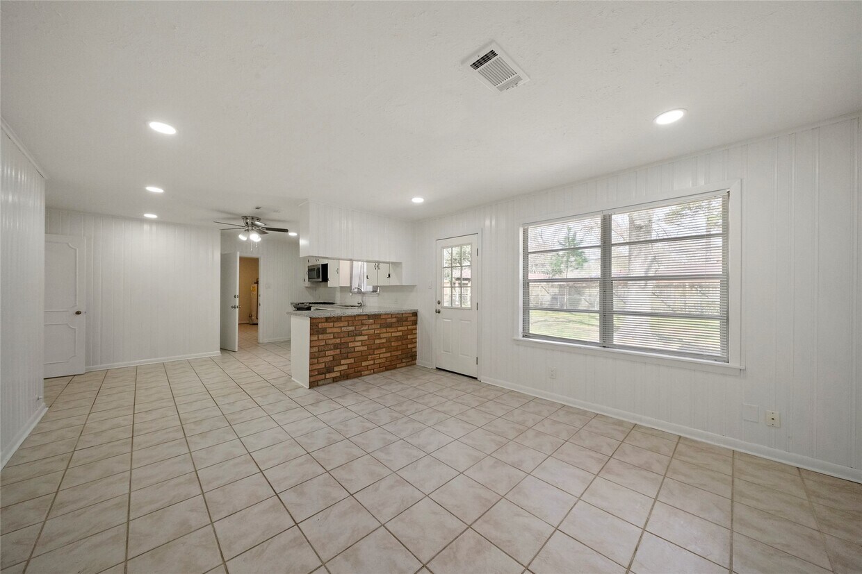 Building Photo - 10306 Eddystone Dr