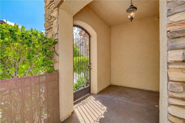 Foto del edificio - 9176 Worsley Park Pl