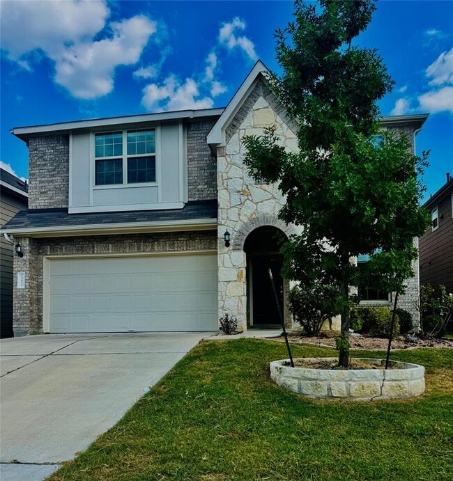 Building Photo - 15813 Windroot St