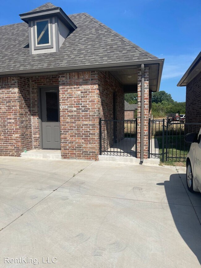 Foto del edificio - 3 br, 2.5 bath House - 3337 Enclave Place
