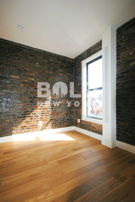 Building Photo - 112 Avenue C