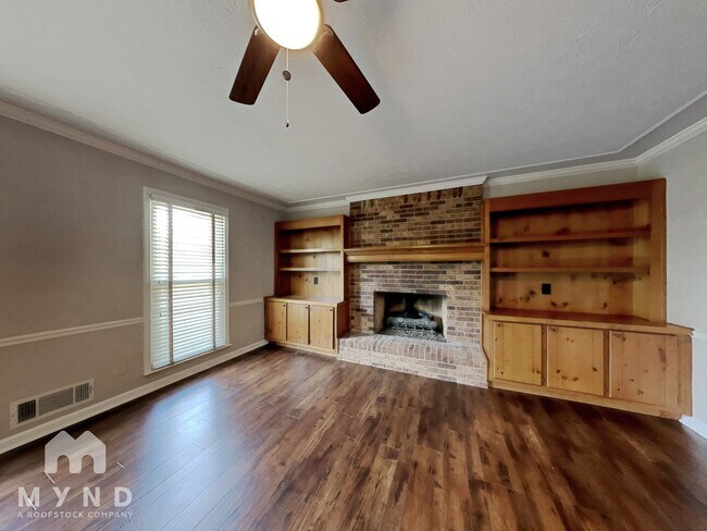 Foto del edificio - 3876 Quail Manor Dr SW