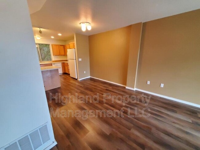 Foto del edificio - 322 NE Whitman St