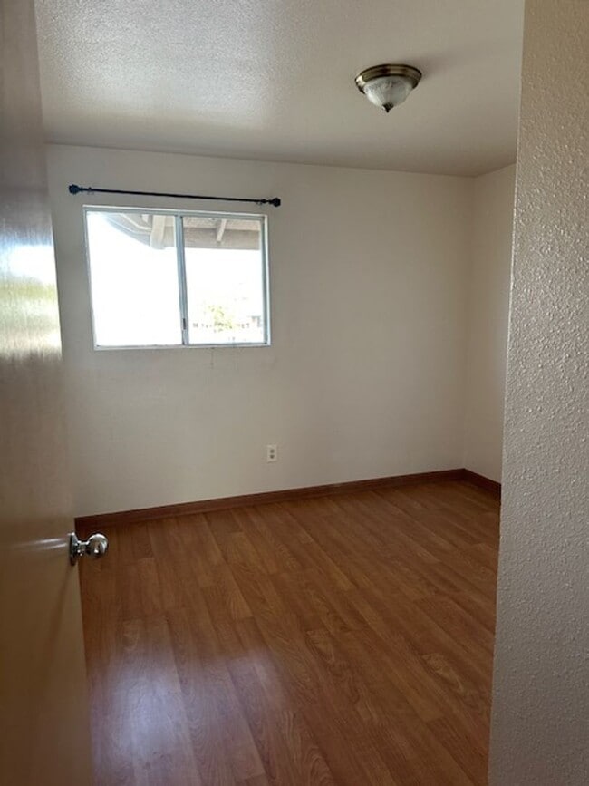 Foto del edificio - Cozy 2nd Floor wailuku condo