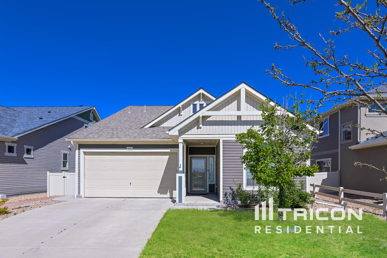Foto principal - 4674 Walden St