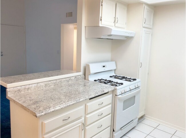Foto del edificio - 9038 Orion Ave