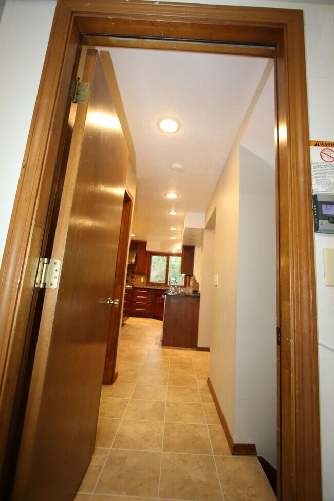 Foto del edificio - 4 Bedroom Eagle River Home!