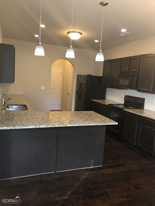 Building Photo - 276 Stillwood Dr