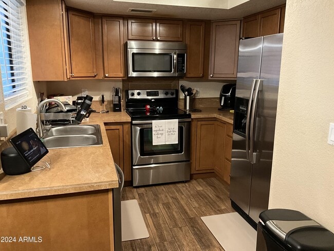 Foto del edificio - 3441 N 31st St