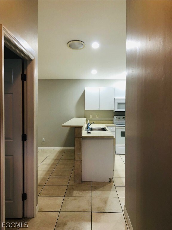 Foto del edificio - 1013 SE 12th Terrace