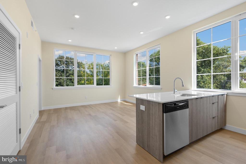 Foto principal - 1701 S 4th St
