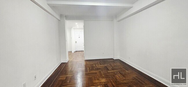 Foto del edificio - WEST 68 STREET