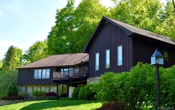 Building Photo - 222 Hurley Rd