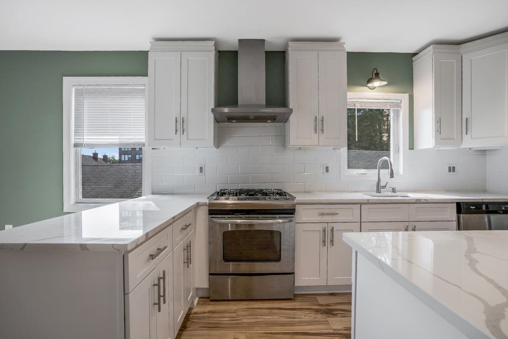 Foto principal - 125 Hillcrest Pl