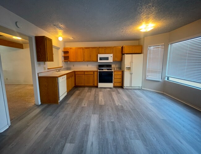 Foto del edificio - DL Sargent