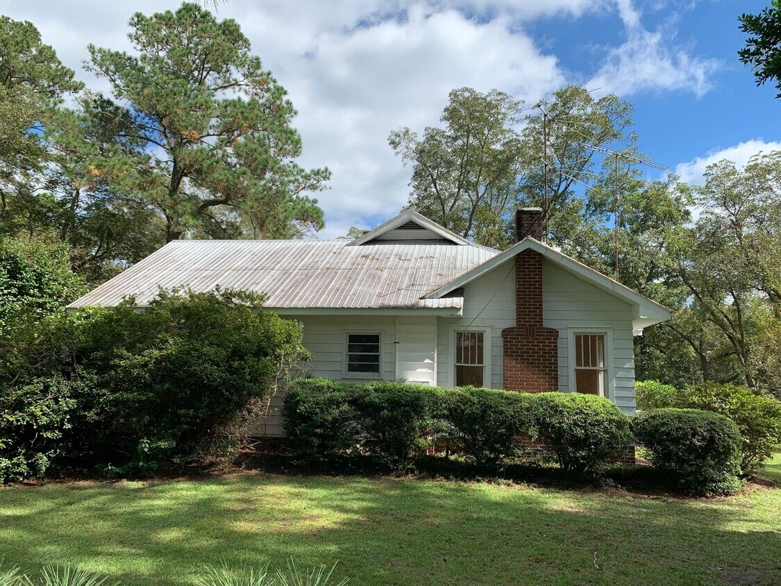 Primary Photo - 6110 Burkhalter Road