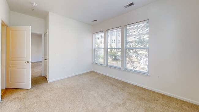 Interior Photo - Sullivan Place