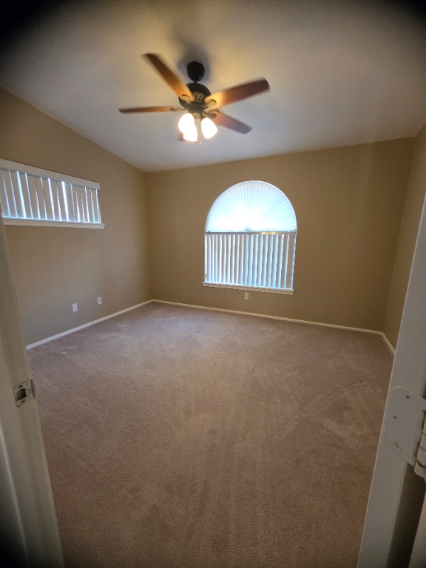 Building Photo - 5033 Emerald River Dr