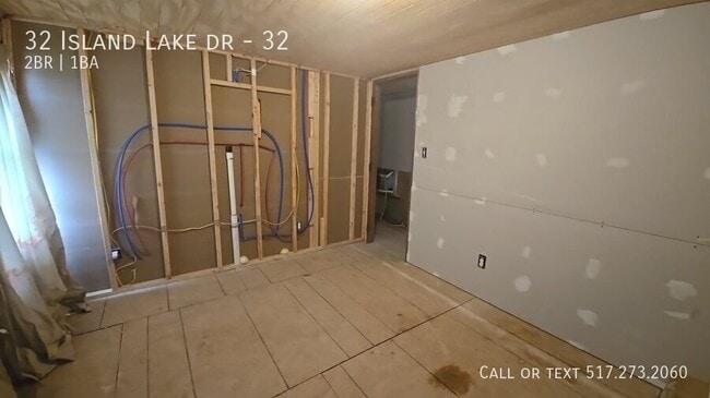 Building Photo - 32 Island Lake Dr