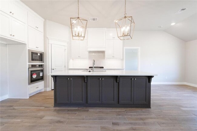 Building Photo - Very nice brand new 4 bedroom 2 bath home ...