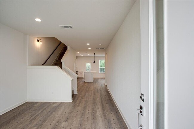 Building Photo - 5160 N A.W. Grimes Blvd