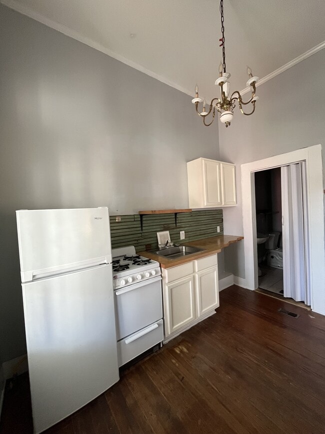 Foto del edificio - 104 N 11th Ave