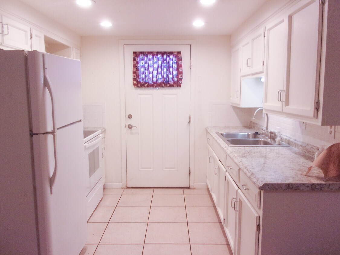 2850 N Tuttle Ave, Tucson, AZ 85705 Apartments in Tucson, AZ