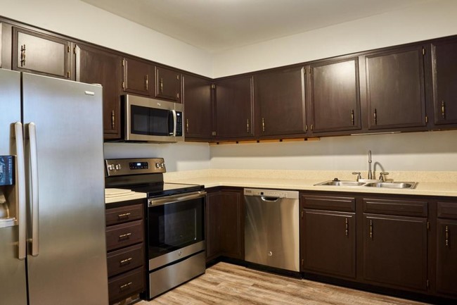Building Photo - 838 Allenview Dr.