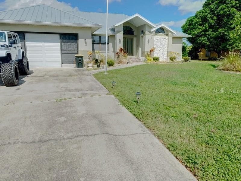 Foto principal - 572 Belvedere Ct