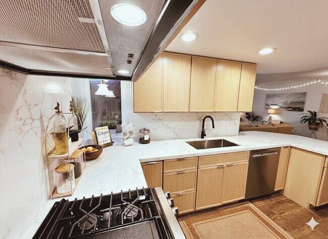 Foto del edificio - 4010 Layang Layang Cir