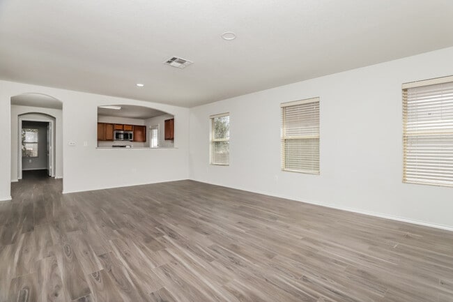 Building Photo - 10506 Goose Way