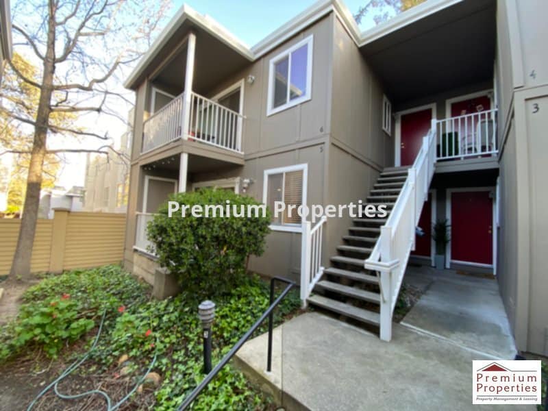 Primary Photo - 1564 Sunnyvale Ave