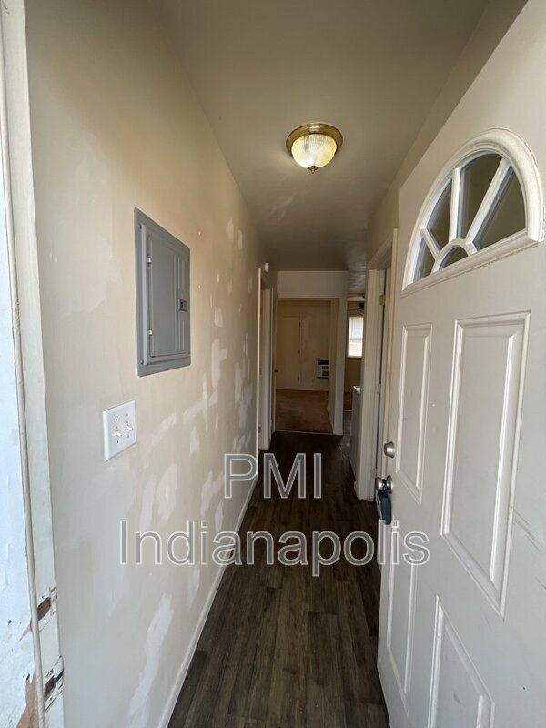 Foto del edificio - 122 W William Dr