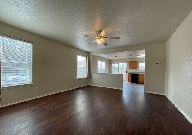 Building Photo - 102 Kenrock Ridge