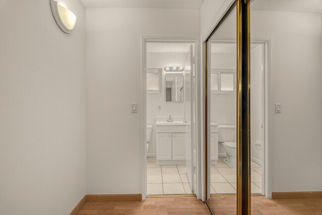 Building Photo - 2371 Sutter Ave