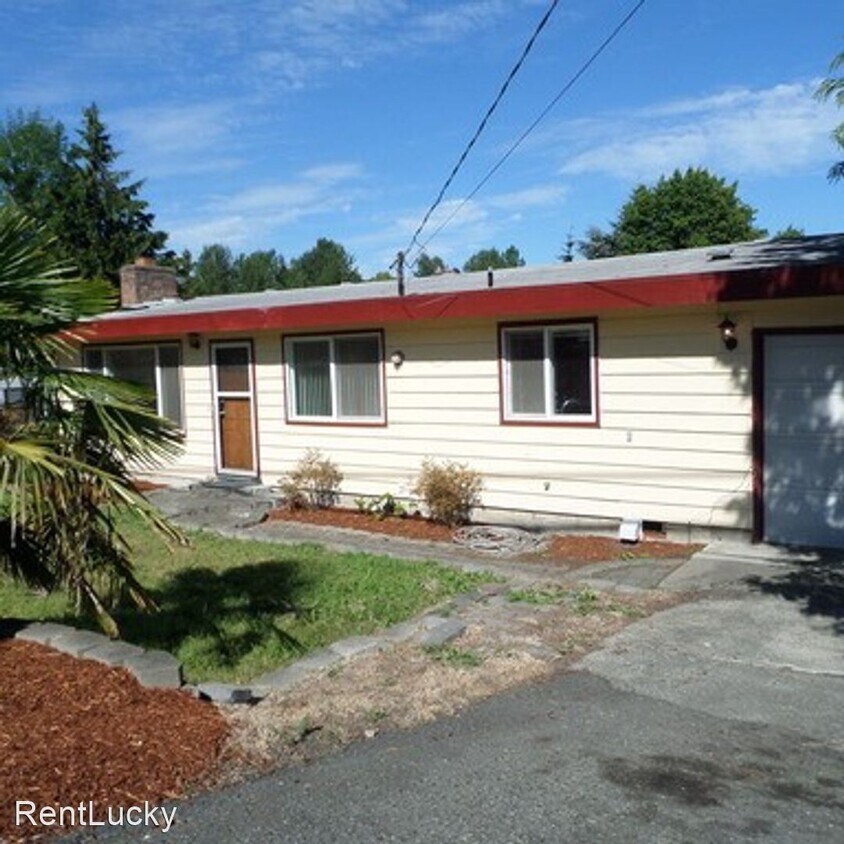 24318 16th Ave S, Des Moines, WA 98198 House Rental in Des Moines, WA