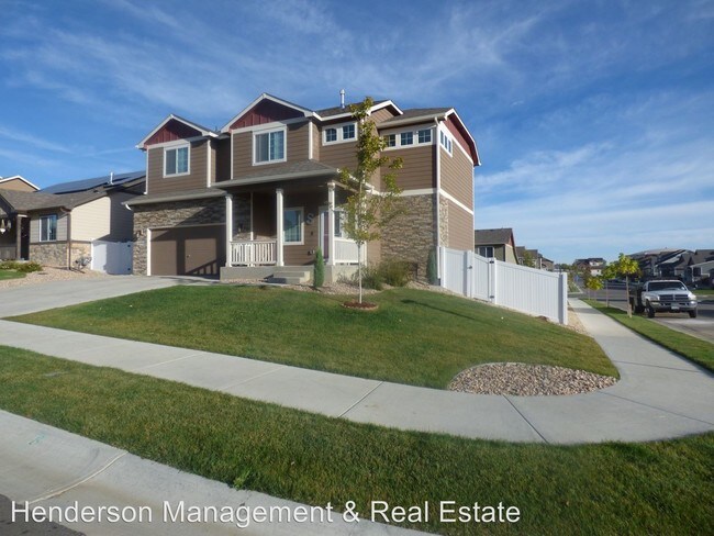 Foto del edificio - 4 br, 2.5 bath House - 1500 Murrlet St.