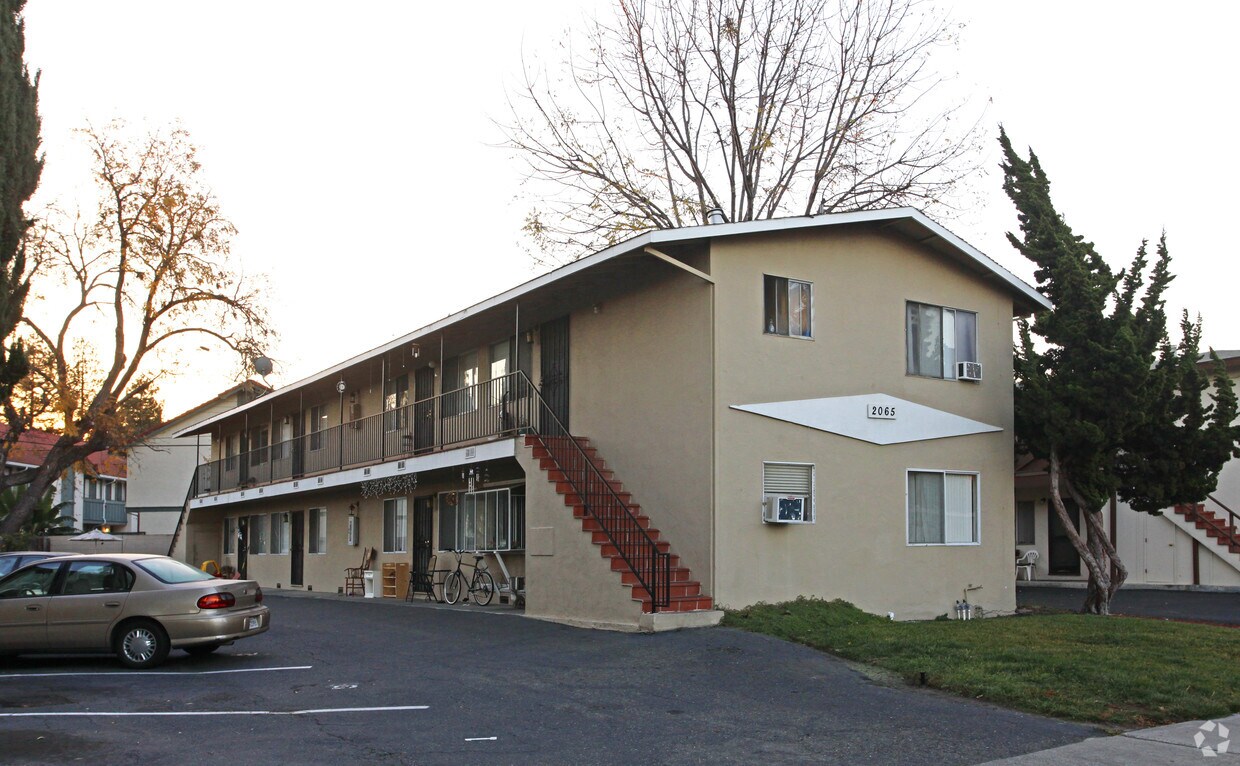 Foto principal - Jackson Street Apartments