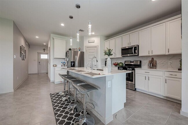Building Photo - 28955 Yulee Mill Dr