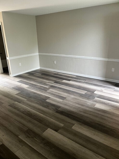 Building Photo - 589 Starlight Dr