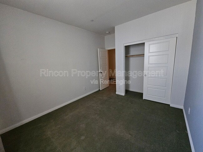 Foto del edificio - 2464- Blossom Ridge Ct