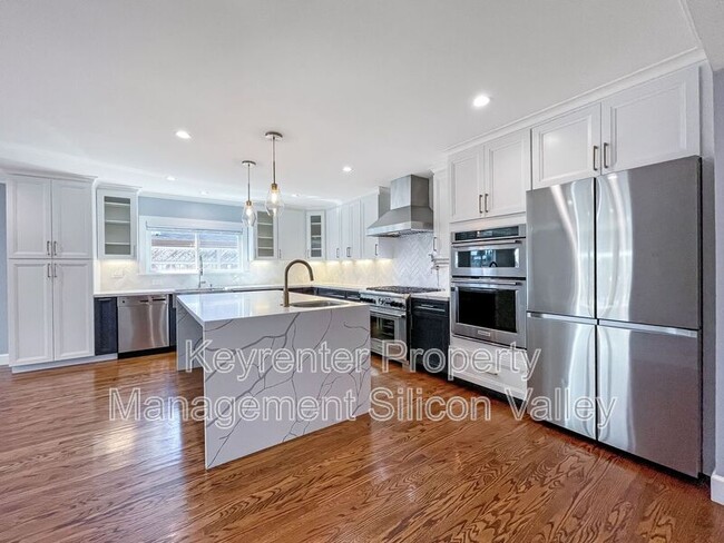 Foto del edificio - 1214 Park Heights Dr