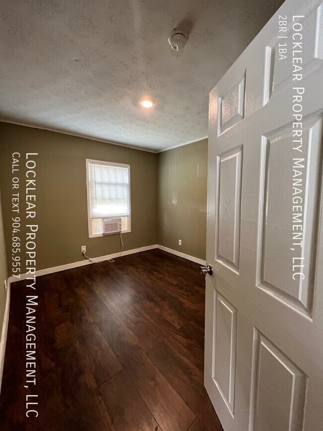 744 Fernway St. Jacksonville, FL 32208 - 744 Fernway St. Jacksonville, FL  32208