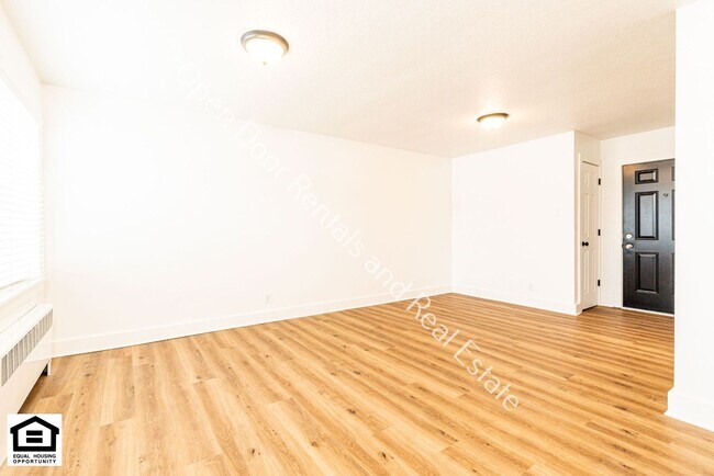 Foto del edificio - 1823 Griswold Dr