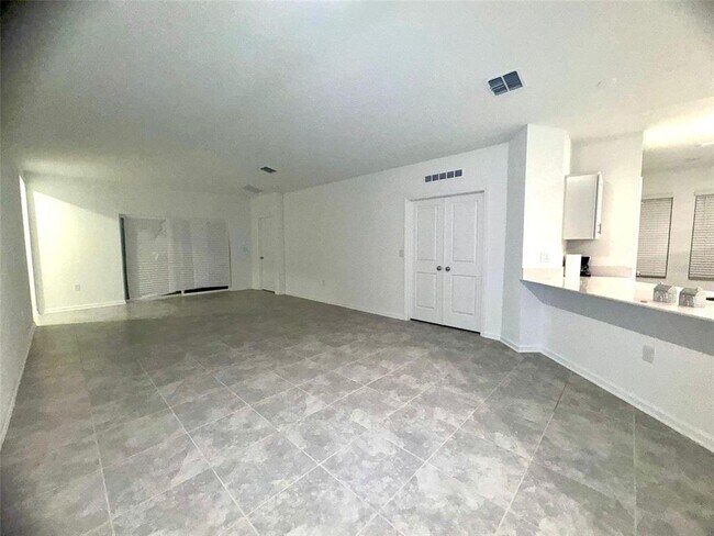 Foto del edificio - 4794 Cloister St